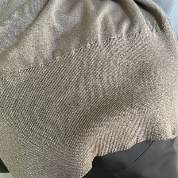 Ann Taylor top. Size S - Picture 11 of 11